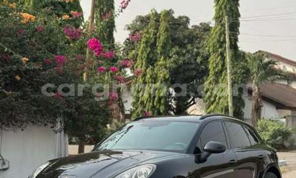 Ra Àlòkù Porsche Macan Miiran Ọkọ̀ in Accra ni Greater Accra