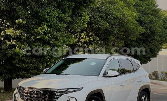 Sayi Na hannu Hyundai Tucson White Mota in Kumasi a Ashanti