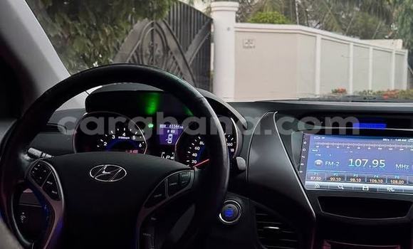 Ra Àlòkù Hyundai Avante funfun Ọkọ̀ in Accra ni Greater Accra Ra Àlòkù Hyundai Avante funfun Ọkọ̀ in Accra ni Greater Accra