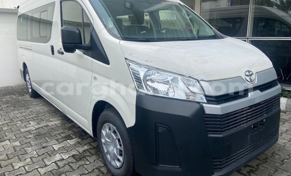 Sayi Na hannu Toyota Hiace White Mota in Sekondi–Takoradi Metropolitan a Yamma