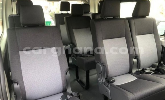 Buy Used Toyota Hiace White Car in Sekondi–Takoradi Metropolitan in Western Buy Used Toyota Hiace White Car in Sekondi–Takoradi Metropolitan in Western