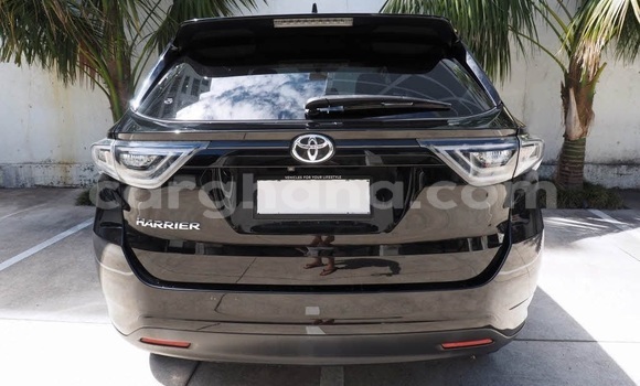 Ra Àlòkù Toyota Harrier Black Ọkọ̀ in Accra ni Greater Accra Ra Àlòkù Toyota Harrier Black Ọkọ̀ in Accra ni Greater Accra