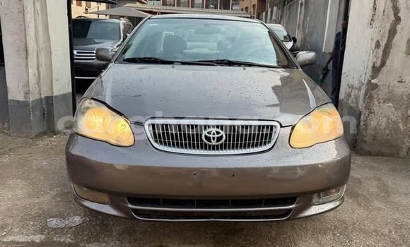 Buy Used Toyota Corolla Silver Car in Sekondi–Takoradi Metropolitan in Western