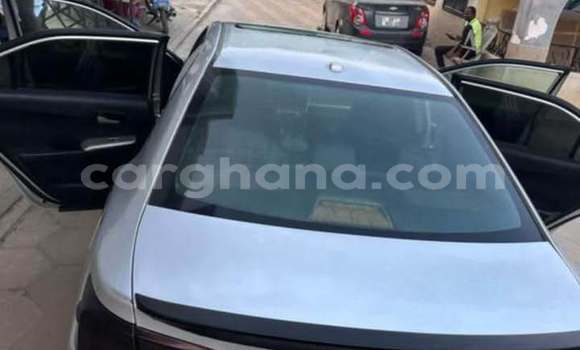 Ra Àlòkù Toyota Camry Blue Ọkọ̀ in Accra ni Greater Accra Ra Àlòkù Toyota Camry Blue Ọkọ̀ in Accra ni Greater Accra