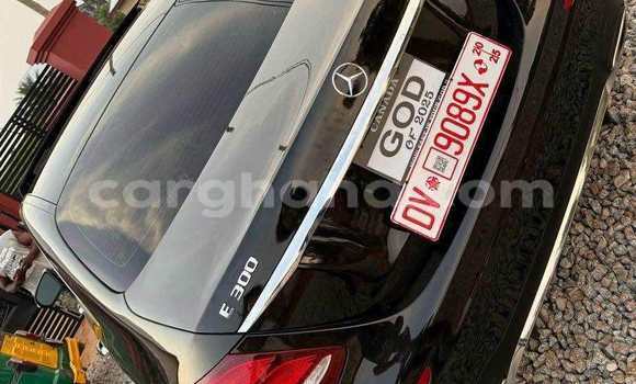 Ra Àlòkù Mercedes‒Benz E–Class Black Ọkọ̀ in Accra ni Greater Accra Ra Àlòkù Mercedes‒Benz E–Class Black Ọkọ̀ in Accra ni Greater Accra