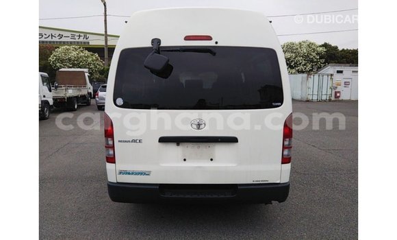 Ra Imported Toyota Hiace funfun Ọkọ̀ in Import - Dubai ni Ashanti Ra Imported Toyota Hiace funfun Ọkọ̀ in Import - Dubai ni Ashanti