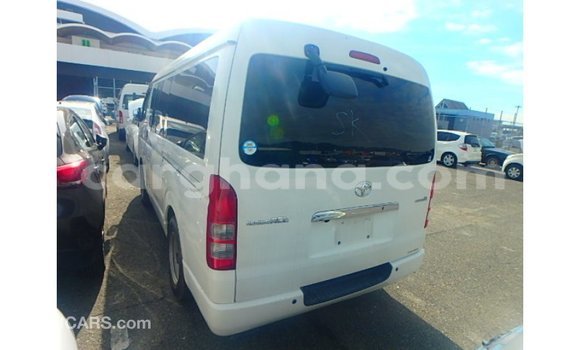 Sayi Imported Toyota Hiace White Mota in Import - Dubai a Ashanti Sayi Imported Toyota Hiace White Mota in Import - Dubai a Ashanti
