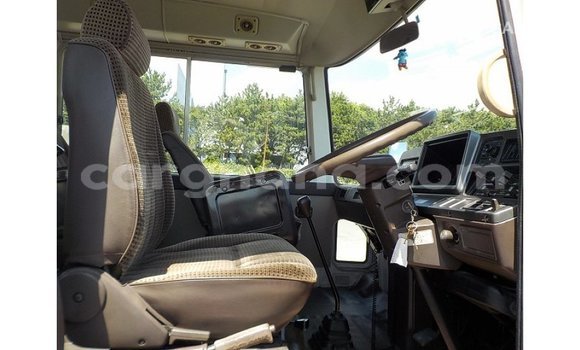 Buy Import Toyota Coaster White Car in Import - Dubai in Ashanti Buy Import Toyota Coaster White Car in Import - Dubai in Ashanti