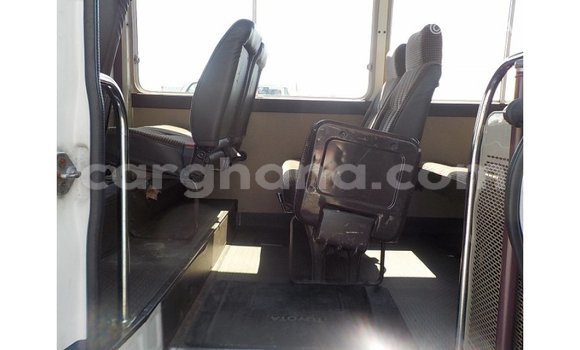 Buy Import Toyota Coaster White Car in Import - Dubai in Ashanti Buy Import Toyota Coaster White Car in Import - Dubai in Ashanti