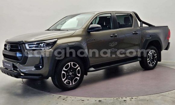 Sayi Na hannu Toyota Hilux Green Mota in Tema a Greater Accra