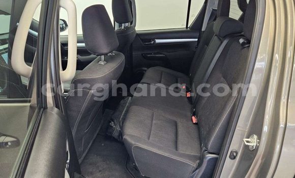 Sayi Na hannu Toyota Hilux Green Mota in Tema a Greater Accra Sayi Na hannu Toyota Hilux Green Mota in Tema a Greater Accra
