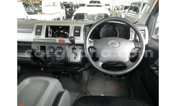 Ra Imported Toyota Hiace funfun Ọkọ̀ in Import - Dubai ni Ashanti Ra Imported Toyota Hiace funfun Ọkọ̀ in Import - Dubai ni Ashanti