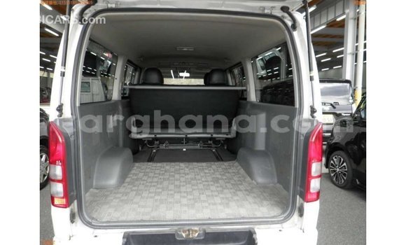 Ra Imported Toyota Hiace funfun Ọkọ̀ in Import - Dubai ni Ashanti Ra Imported Toyota Hiace funfun Ọkọ̀ in Import - Dubai ni Ashanti