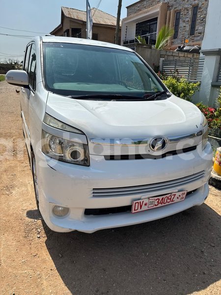 Big with watermark toyota voxy eastern abetifi 60265