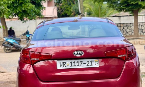 Sayi Na hannu Kia Optima Red Mota in Awutu Senya a Tsakiya Sayi Na hannu Kia Optima Red Mota in Awutu Senya a Tsakiya