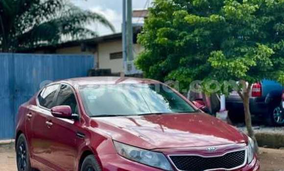 Sayi Na hannu Kia Optima Red Mota in Awutu Senya a Tsakiya Sayi Na hannu Kia Optima Red Mota in Awutu Senya a Tsakiya