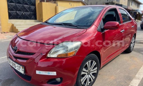 Ra Àlòkù Toyota Yaris Red Ọkọ̀ in Accra ni Greater Accra