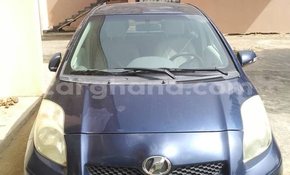 Sayi Na hannu Toyota Vitz Blue Mota in Accra a Greater Accra Sayi Na hannu Toyota Vitz Blue Mota in Accra a Greater Accra