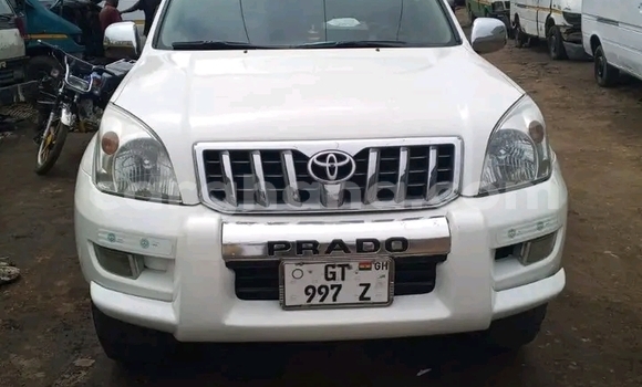 Sayi Na hannu Toyota Land Cruiser Prado White Mota in Accra a Greater Accra Sayi Na hannu Toyota Land Cruiser Prado White Mota in Accra a Greater Accra