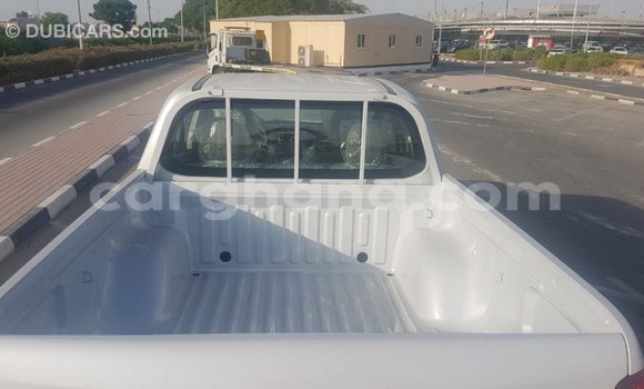 Buy Import Mitsubishi L200 White Car in Import - Dubai in Ashanti Buy Import Mitsubishi L200 White Car in Import - Dubai in Ashanti