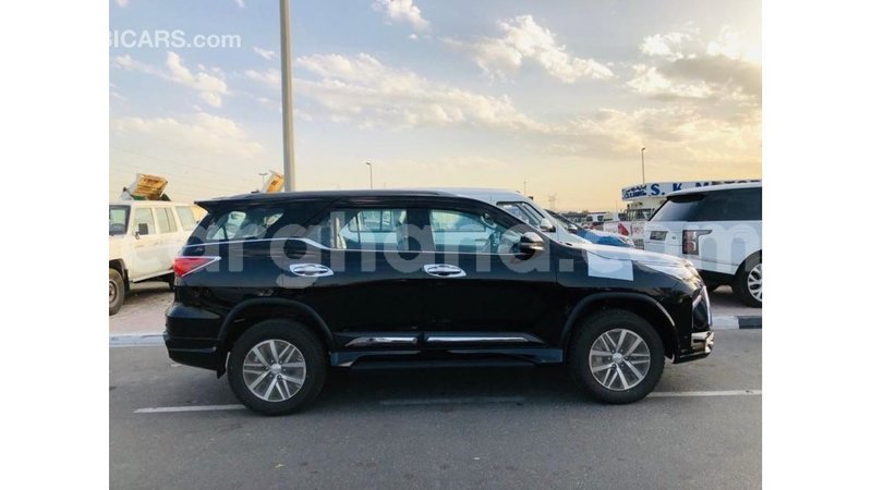 Big with watermark toyota fortuner ashanti import dubai 10901