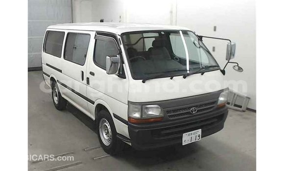 Sayi Imported Toyota Hiace White Mota in Import - Dubai a Ashanti Sayi Imported Toyota Hiace White Mota in Import - Dubai a Ashanti