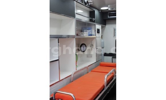 Buy Import Toyota Hiace White Car in Import - Dubai in Ashanti Buy Import Toyota Hiace White Car in Import - Dubai in Ashanti