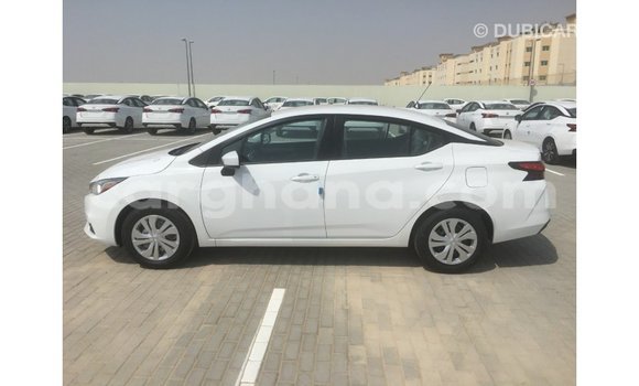 Ra Imported Nissan Sunny funfun Ọkọ̀ in Import - Dubai ni Ashanti Ra Imported Nissan Sunny funfun Ọkọ̀ in Import - Dubai ni Ashanti