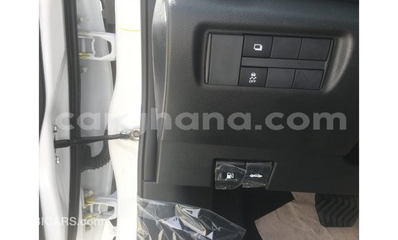 Ra Imported Nissan Sunny funfun Ọkọ̀ in Import - Dubai ni Ashanti Ra Imported Nissan Sunny funfun Ọkọ̀ in Import - Dubai ni Ashanti