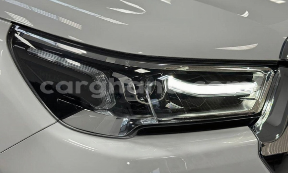 Buy New Toyota Hilux White Car in Tema in Greater Accra Buy New Toyota Hilux White Car in Tema in Greater Accra