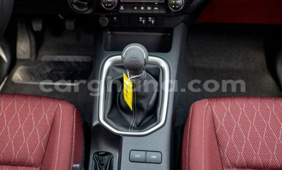 Buy New Toyota Hilux White Car in Tema in Greater Accra Buy New Toyota Hilux White Car in Tema in Greater Accra