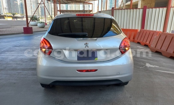 Buy Used Peugeot 208 Silver Car in Accra in Greater Accra Buy Used Peugeot 208 Silver Car in Accra in Greater Accra
