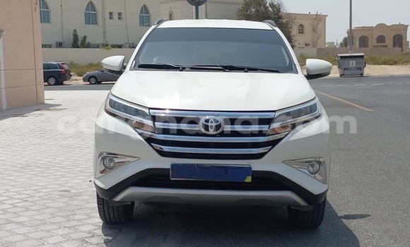 Buy Used Toyota Rush White Car in Accra in Greater Accra Buy Used Toyota Rush White Car in Accra in Greater Accra