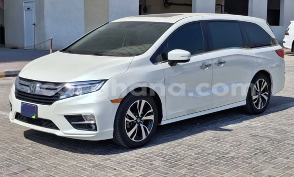 Buy Used Honda Odyssey White Car in Accra in Greater Accra