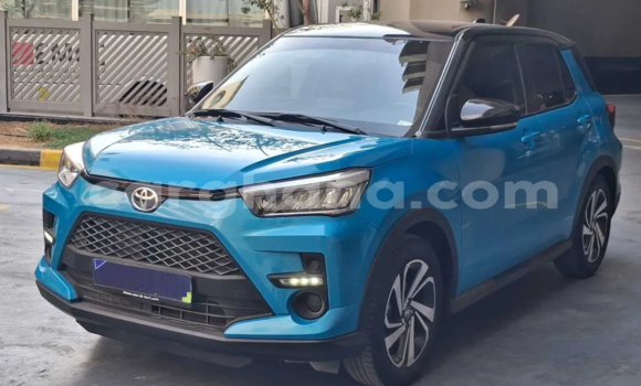 Buy Used Toyota Ractis Blue Car in Accra in Greater Accra
