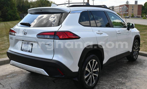 Buy Used Toyota Corolla Cross White Car in Accra in Greater Accra Buy Used Toyota Corolla Cross White Car in Accra in Greater Accra