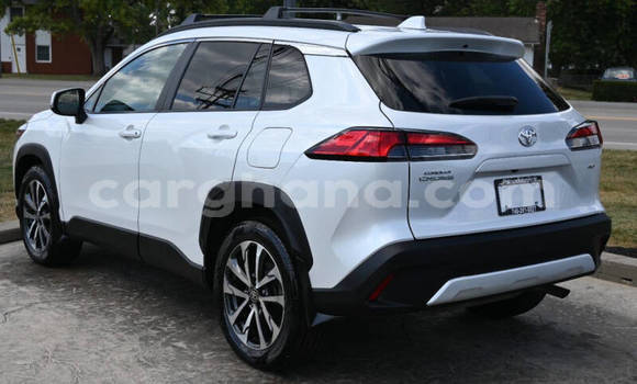 Buy Used Toyota Corolla Cross White Car in Accra in Greater Accra Buy Used Toyota Corolla Cross White Car in Accra in Greater Accra