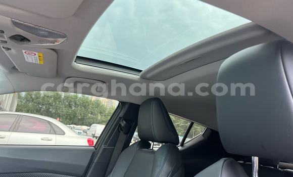 Buy Used Toyota C-HR White Car in Tema in Greater Accra Buy Used Toyota C-HR White Car in Tema in Greater Accra