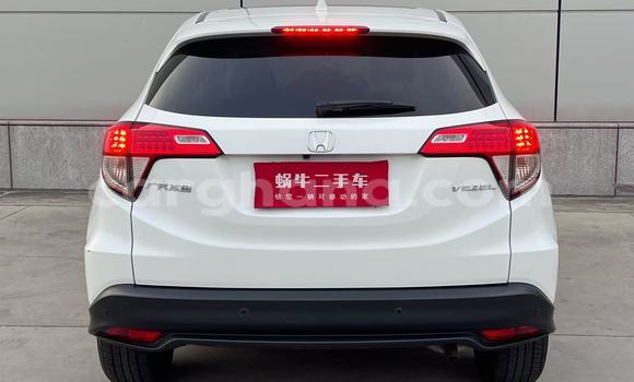 Buy Used Honda Vezel White Car in Tema in Greater Accra Buy Used Honda Vezel White Car in Tema in Greater Accra