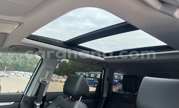 Buy Used Honda CR–V White Car in Tema in Greater Accra Buy Used Honda CR–V White Car in Tema in Greater Accra