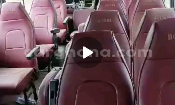 Buy Used Hyundai Cargo White Car in Accra in Greater Accra Buy Used Hyundai Cargo White Car in Accra in Greater Accra