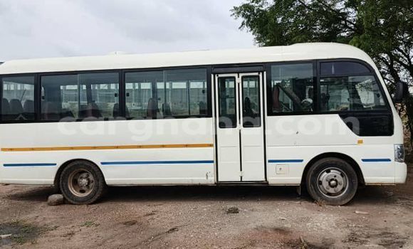 Buy Used Hyundai Cargo White Car in Accra in Greater Accra Buy Used Hyundai Cargo White Car in Accra in Greater Accra