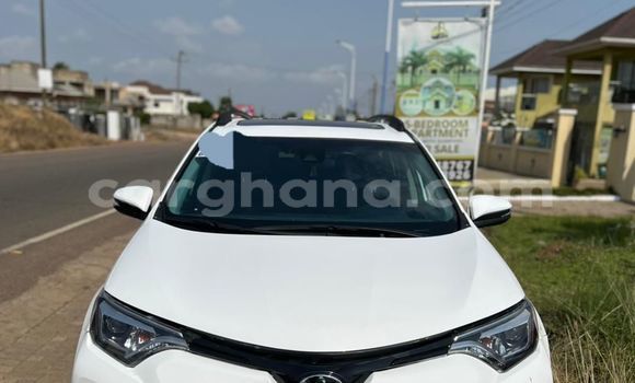 Buy Used Toyota RAV4 White Car in Accra in Greater Accra