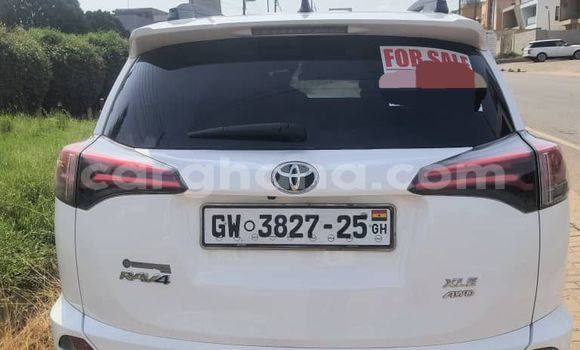 Buy Used Toyota RAV4 White Car in Accra in Greater Accra Buy Used Toyota RAV4 White Car in Accra in Greater Accra