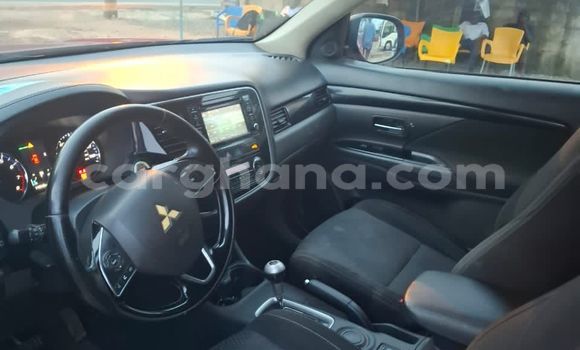 Buy Used Mitsubishi Outlander Red Car in Accra in Greater Accra Buy Used Mitsubishi Outlander Red Car in Accra in Greater Accra