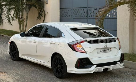 Buy Used Honda Civic White Car in Accra in Greater Accra Buy Used Honda Civic White Car in Accra in Greater Accra