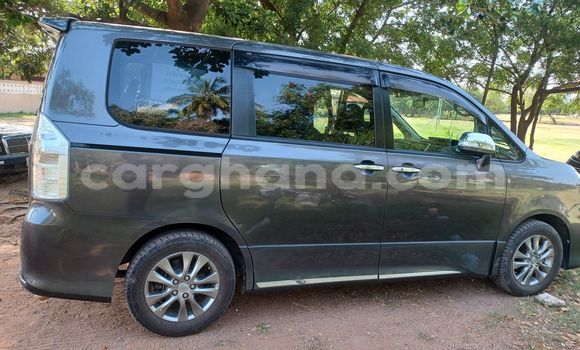 Buy Used Toyota Voxy Black Car in Accra in Greater Accra