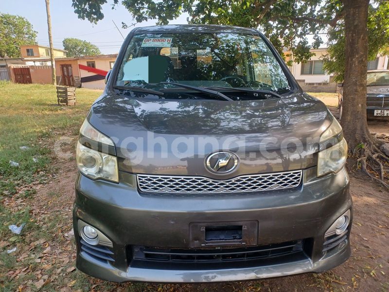 Big with watermark toyota voxy greater accra accra 60625