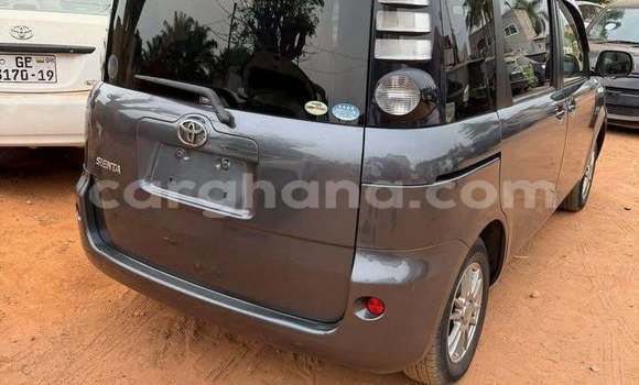 Buy Used Toyota Sienta Black Car in Accra in Greater Accra Buy Used Toyota Sienta Black Car in Accra in Greater Accra