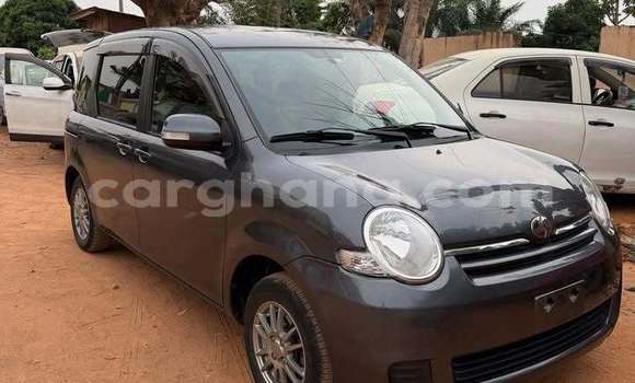 Buy Used Toyota Sienta Black Car in Accra in Greater Accra Buy Used Toyota Sienta Black Car in Accra in Greater Accra